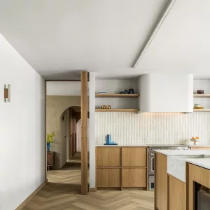 IMD8245_Interior01_kit_B2B+Square+XXL